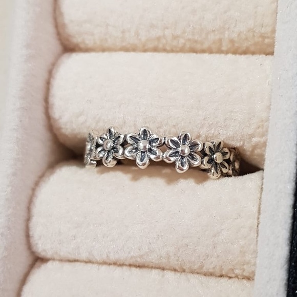 Flower Sterling Silver 925 Ring - Picture 4 of 5